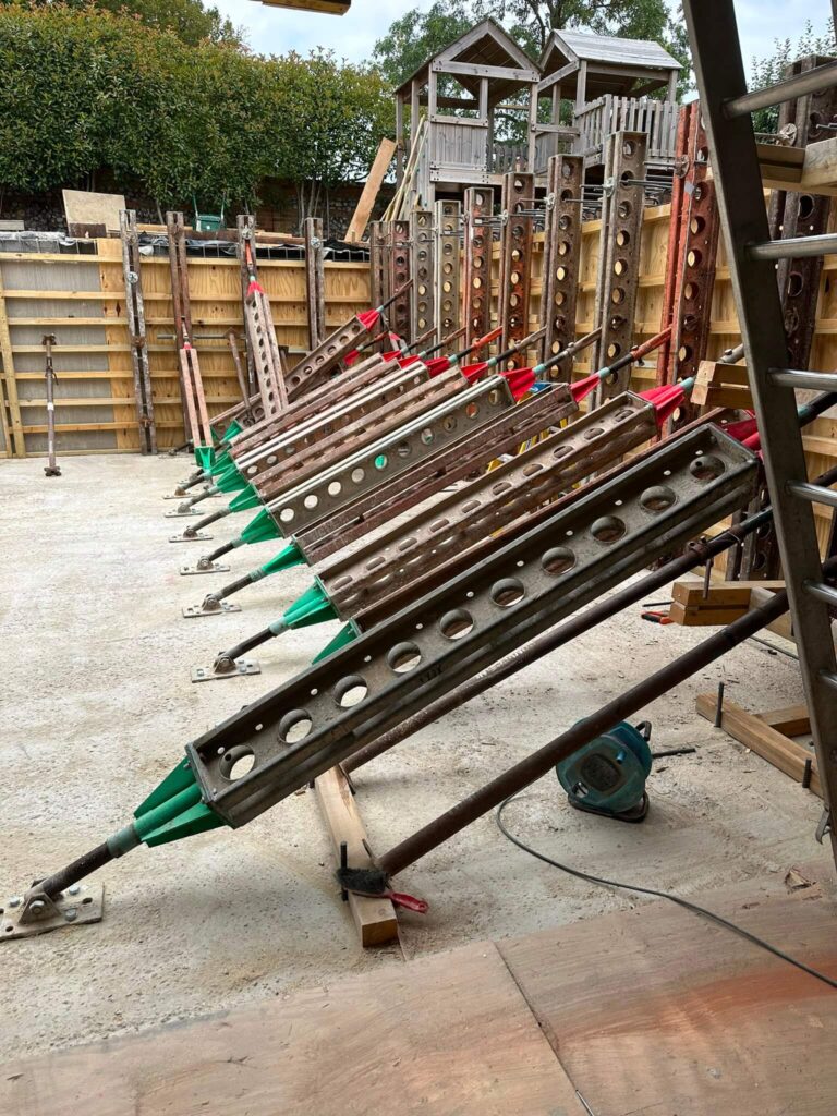 Wall reinforcement and formwork with support props – basement construction in Beaconsfield, Buckinghamshire